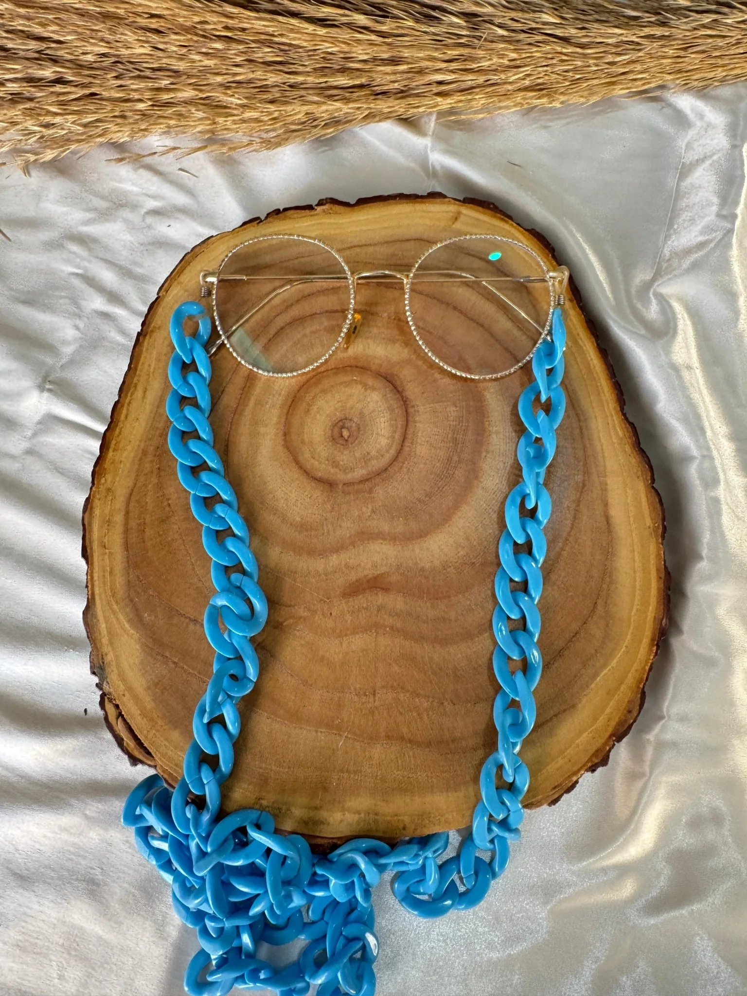 Acrylic Glasses Chain – Turquoise - Image 2