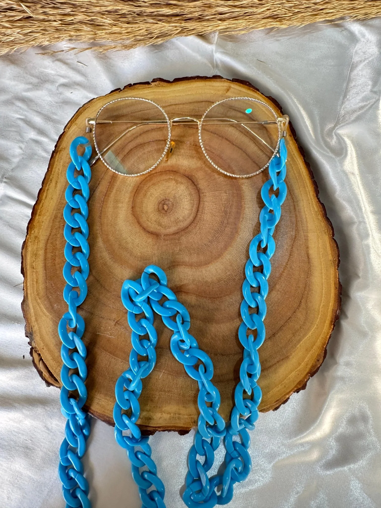 Acrylic Glasses Chain – Turquoise - Image 3