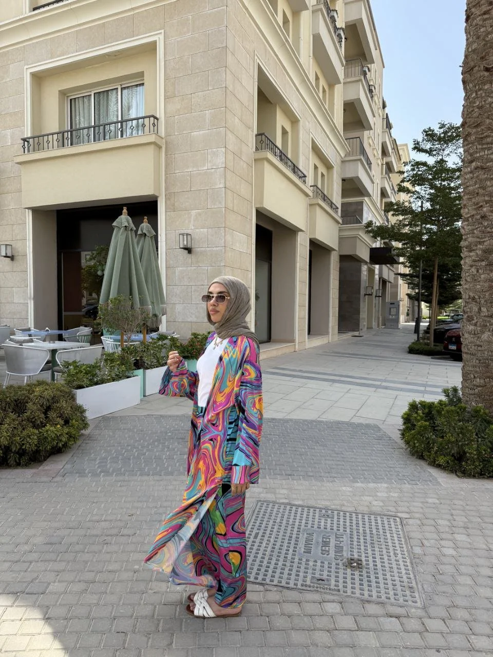 Afnan Casual Suit - Satin - Image 2