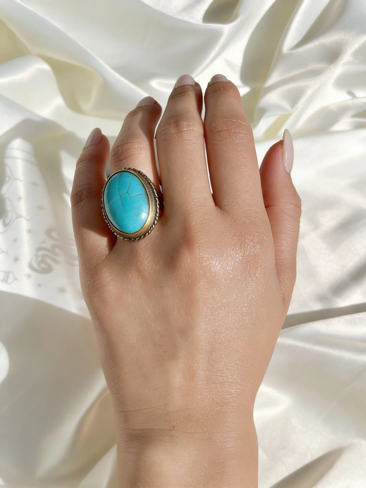 Mawada Simple Agate Ring - Image 8