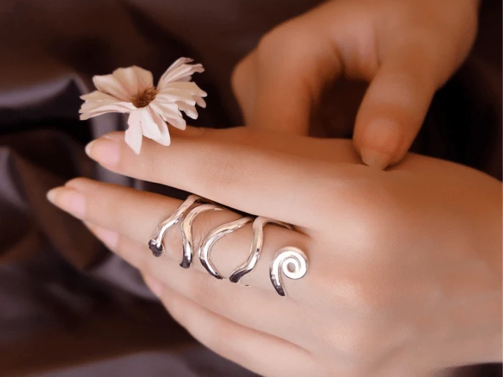 Nahla Ring - Copper & Silver Plated - Image 3