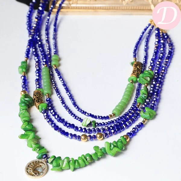 Oro Crystal Necklace - Seashell and Crystal - Image 3