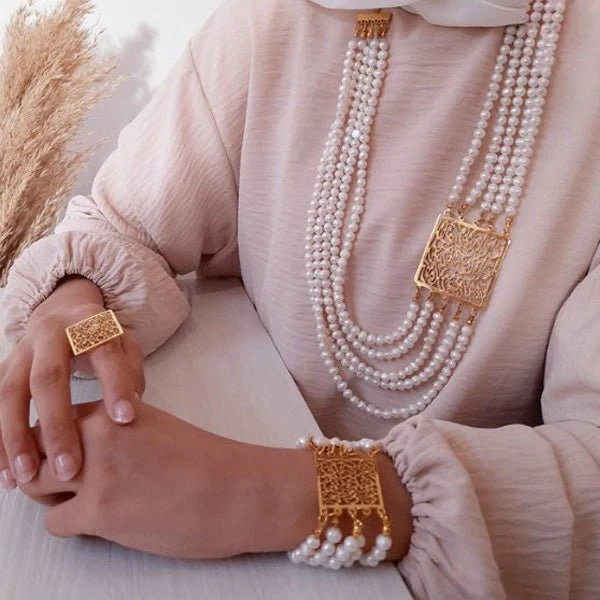 Horreya Pearl Set - Gold Plated - Image 3