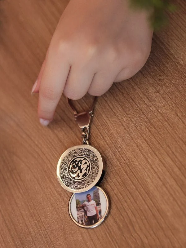 " Customized Name"  Medal - Silver Plated - Image 2