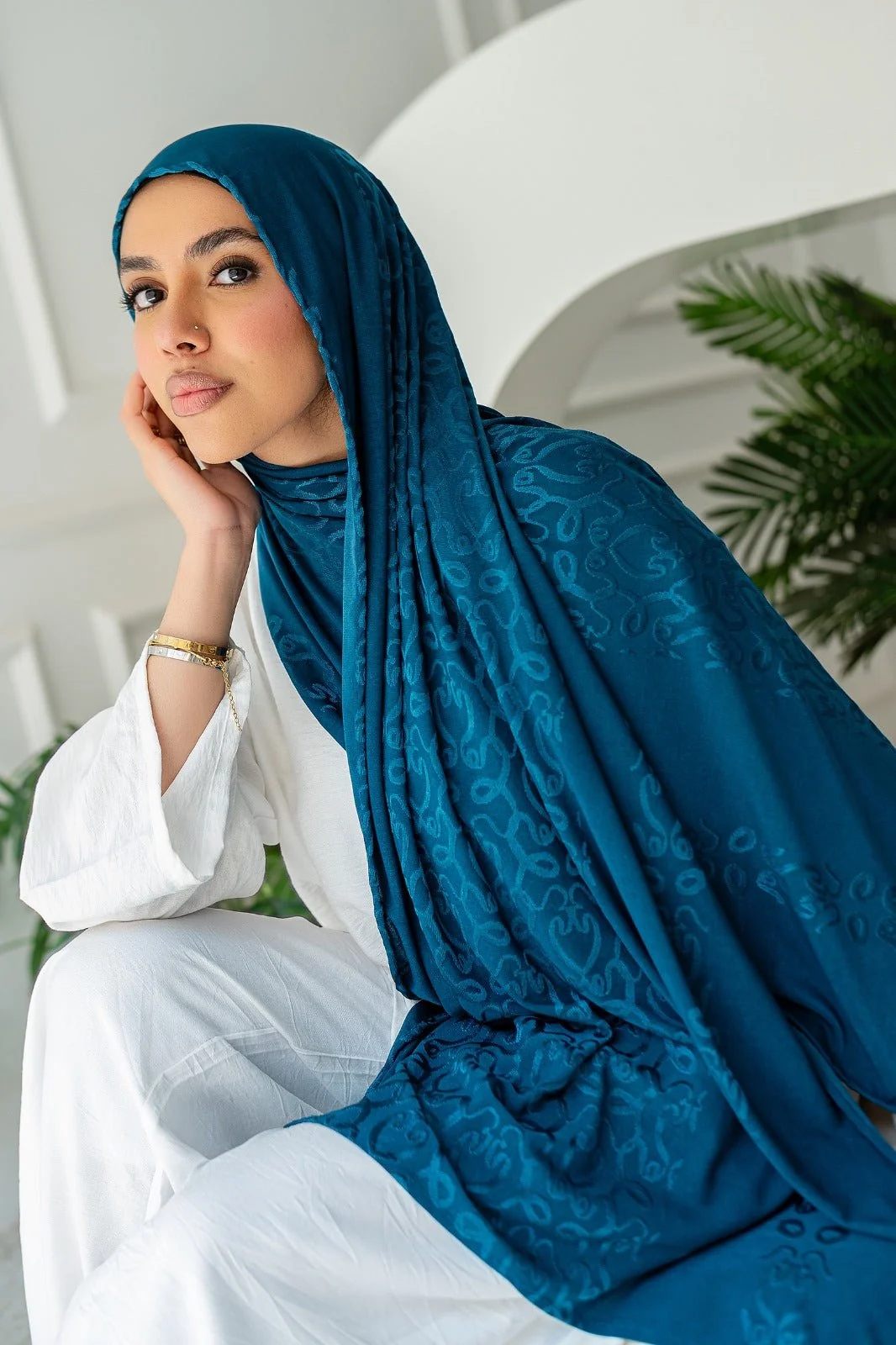 Dalila Scarf - Kuwaiti - Image 9