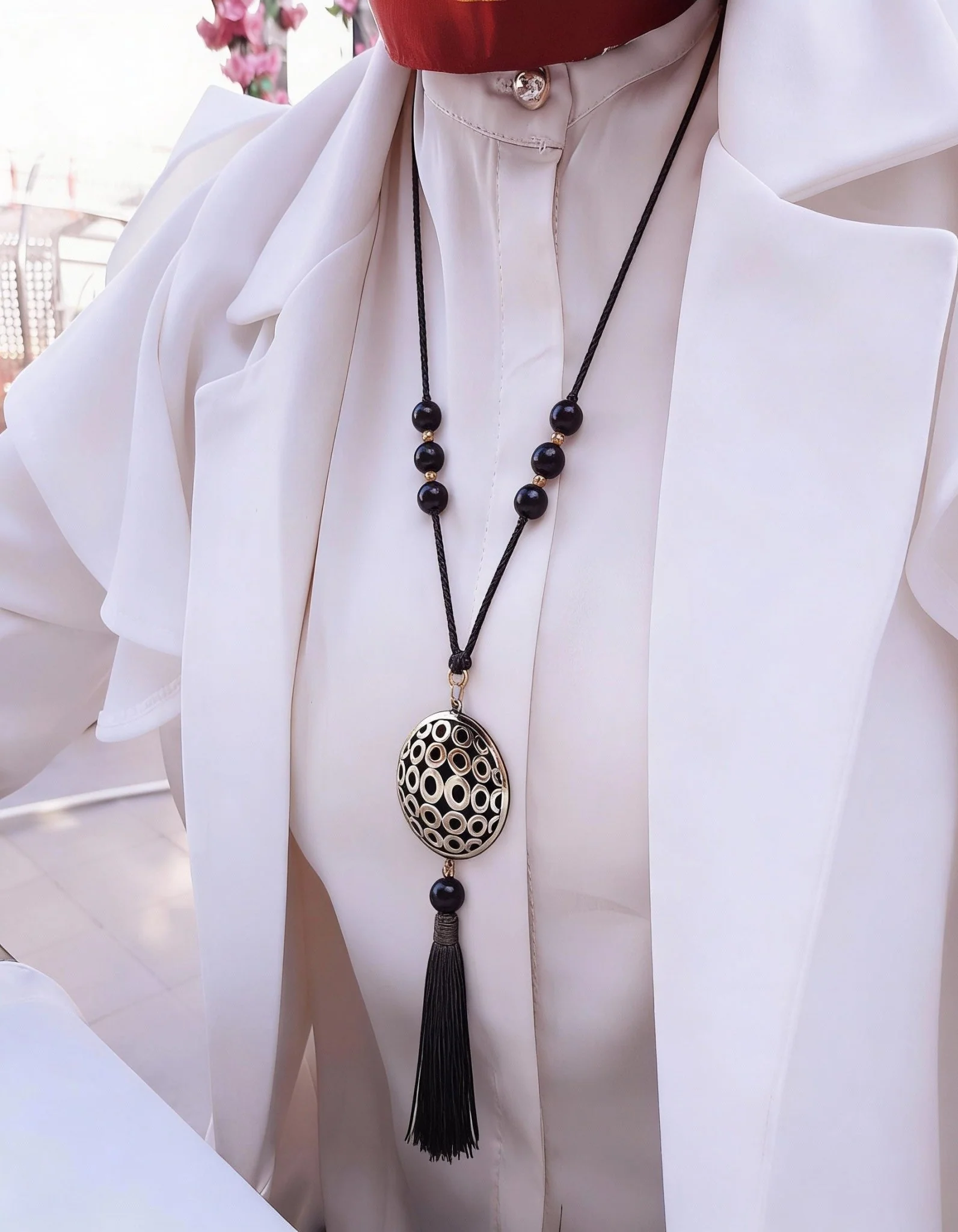Delicate Black Necklace - Agate Stones
