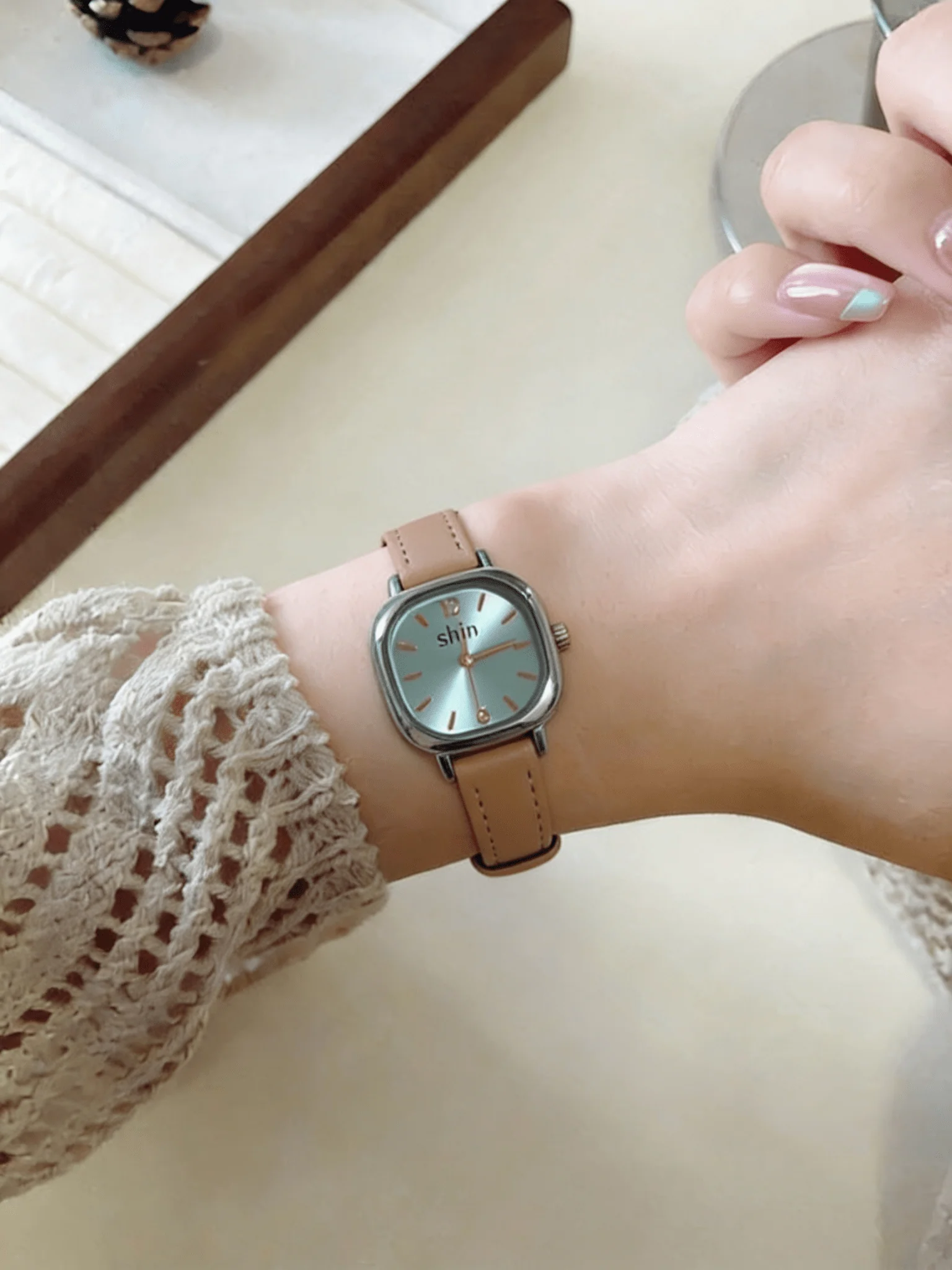 Elizabeth Watch - Image 7