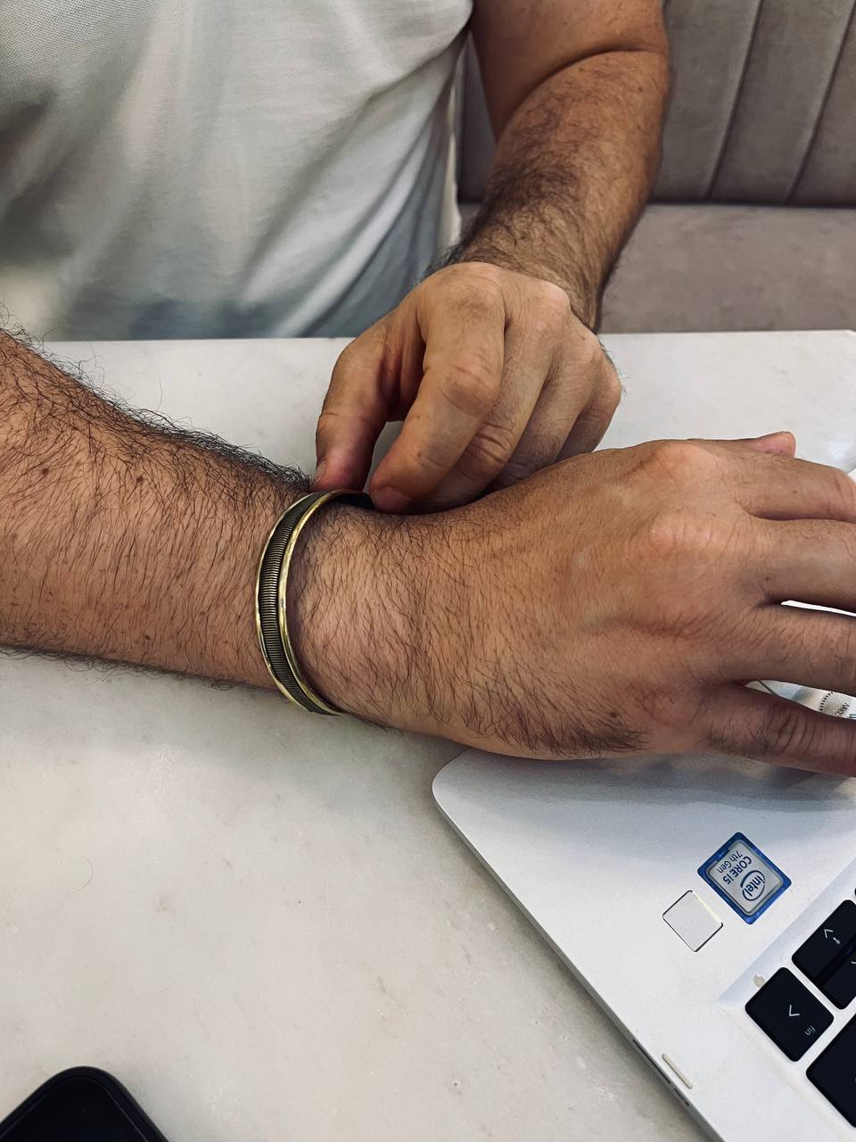 Eslam Simple Bracelet - Image 5