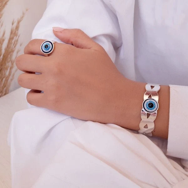 Blue Eye Set - Image 2