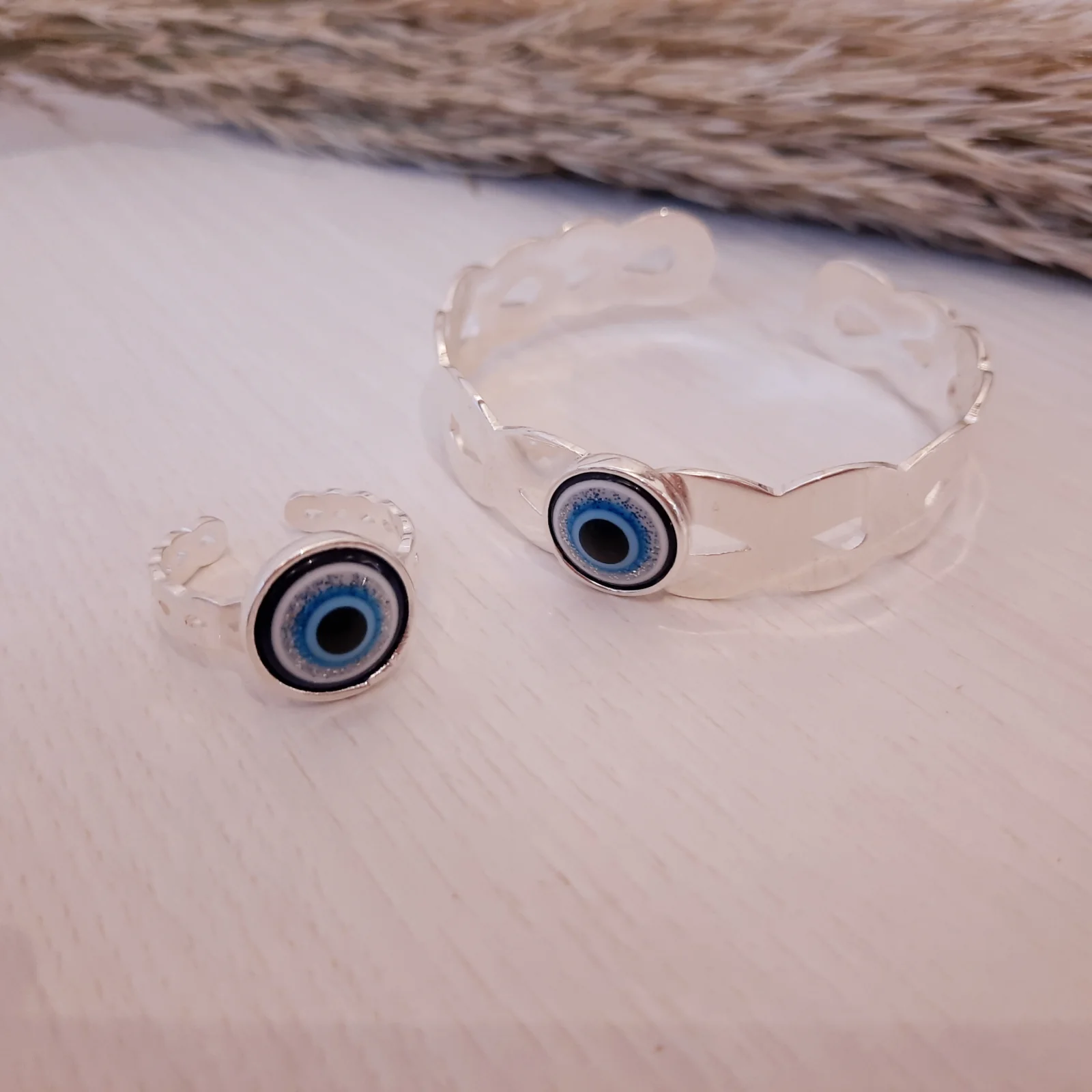 Blue Eye Set - Image 4