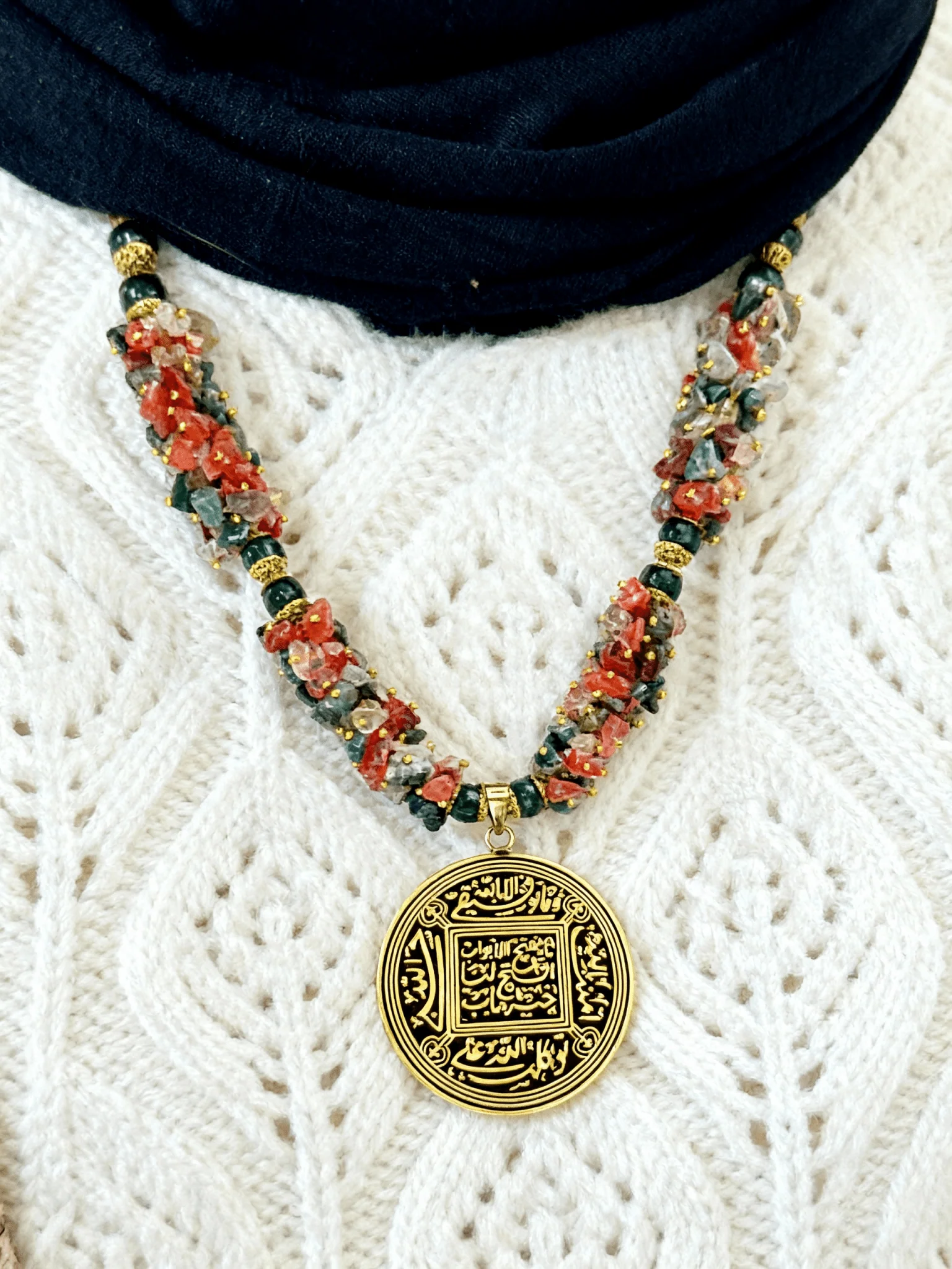 Farida Broken Agate Necklace - Image 4