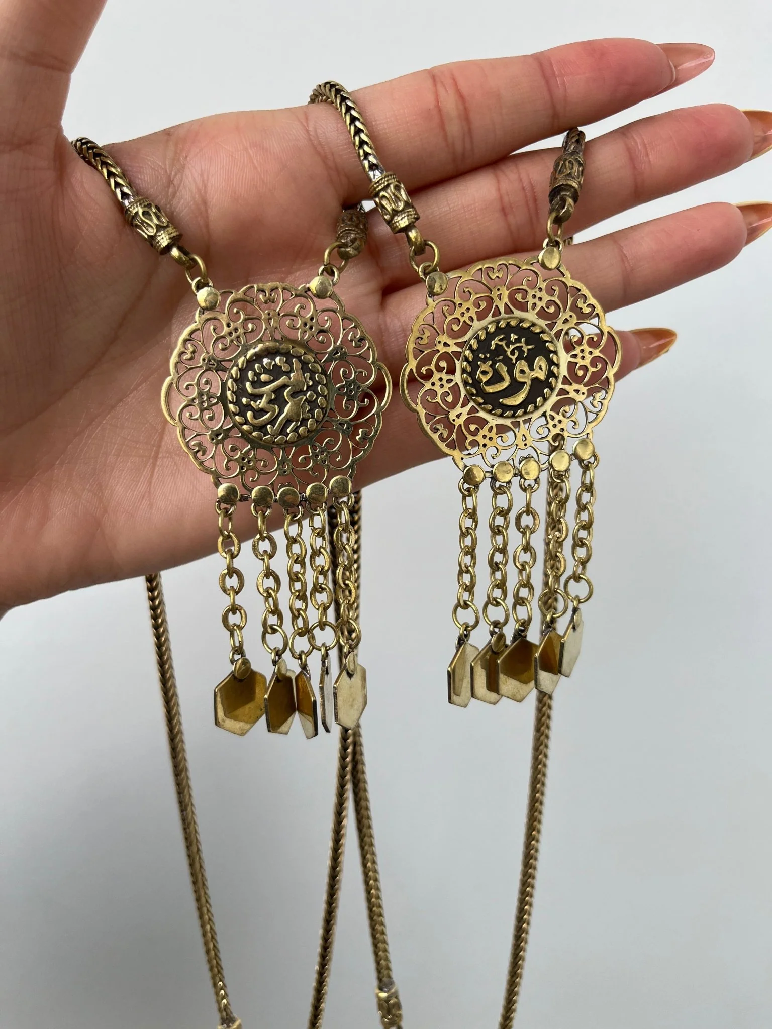 Muda  Arabic Crafted Necklace - Image 8