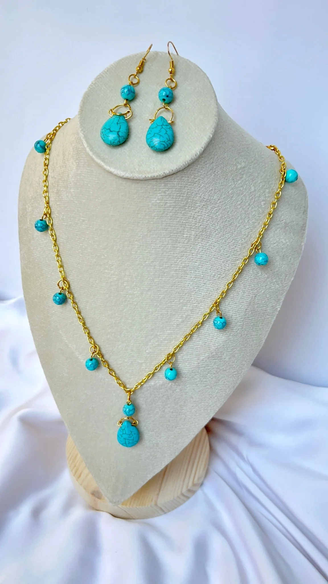 Jacy Elegant Set – Turquoise Stones