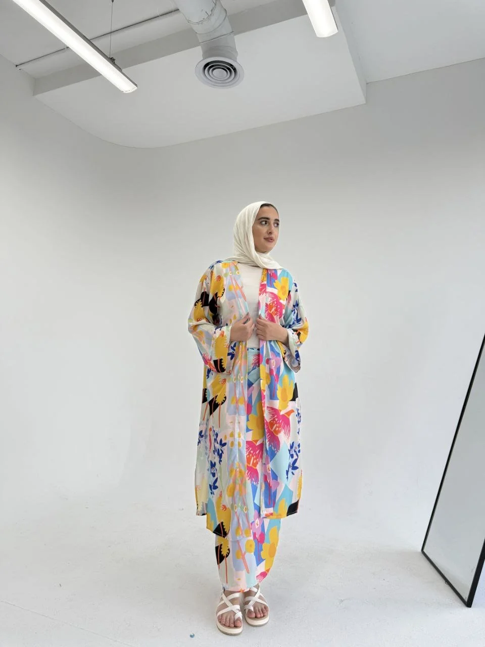 Julia Casual Suit - Satin - Image 3