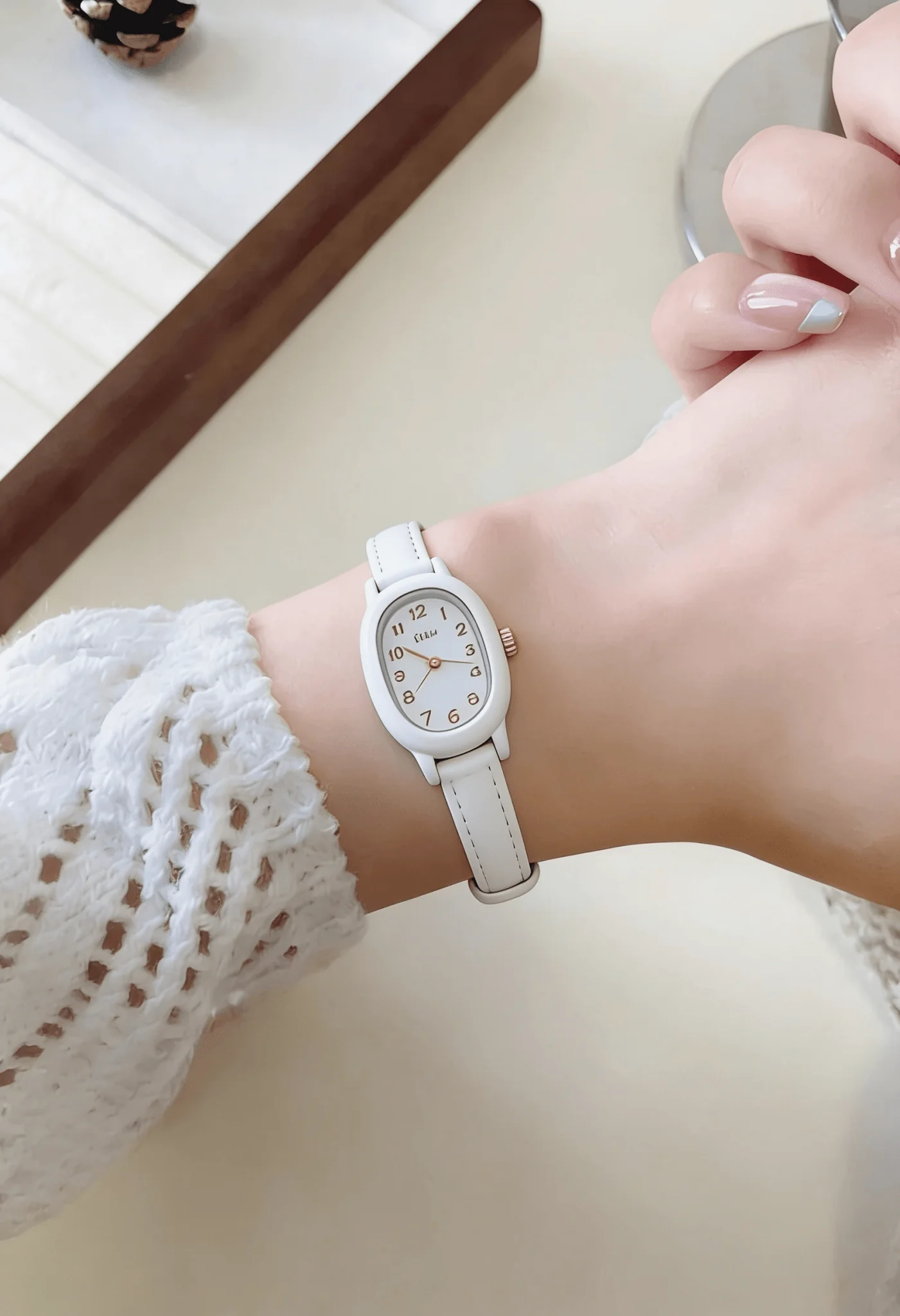 Julia Watch - Image 3