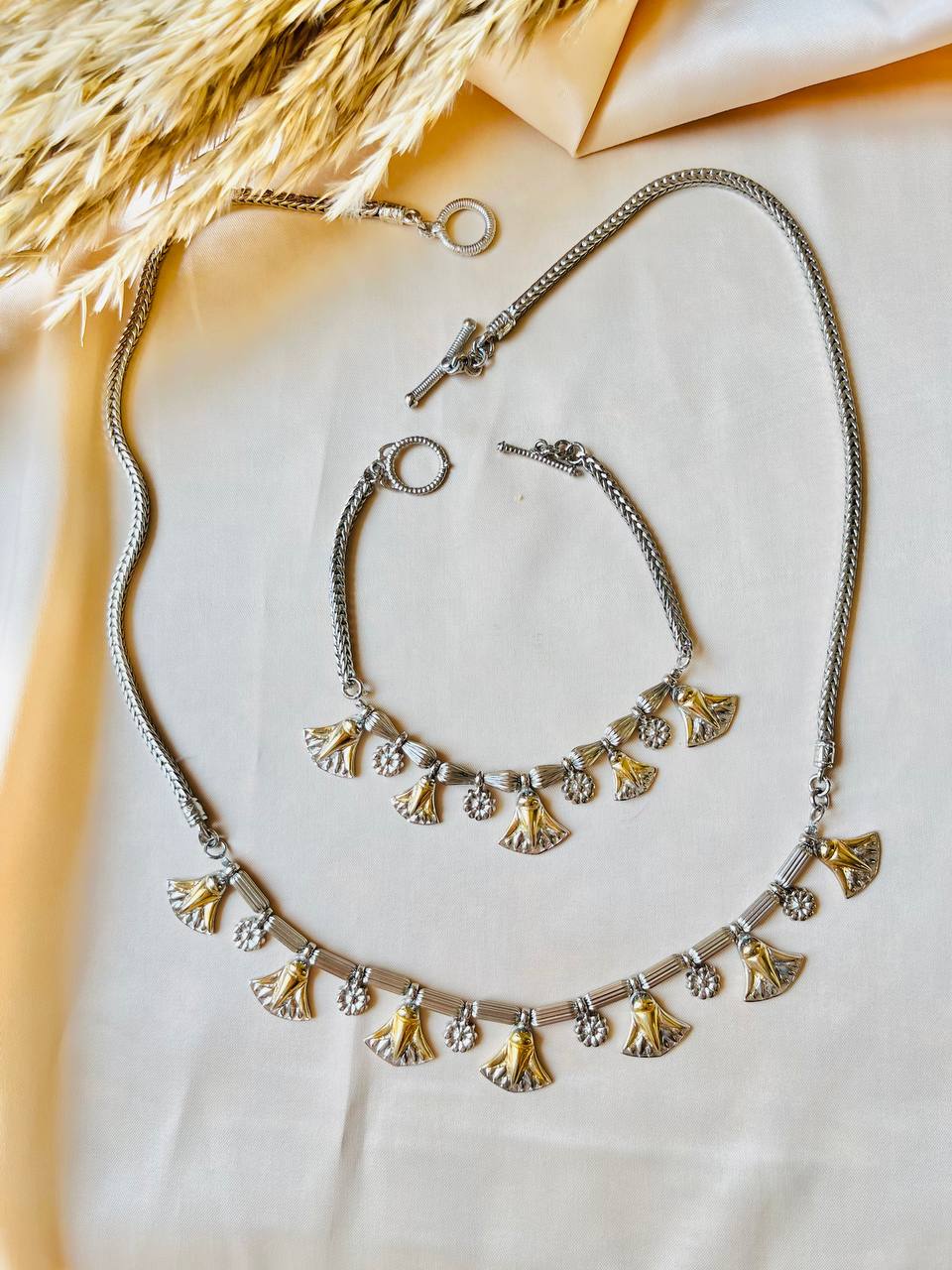 Luxurious And Unique Set - Silver Plated And Gold Plated - Image 4