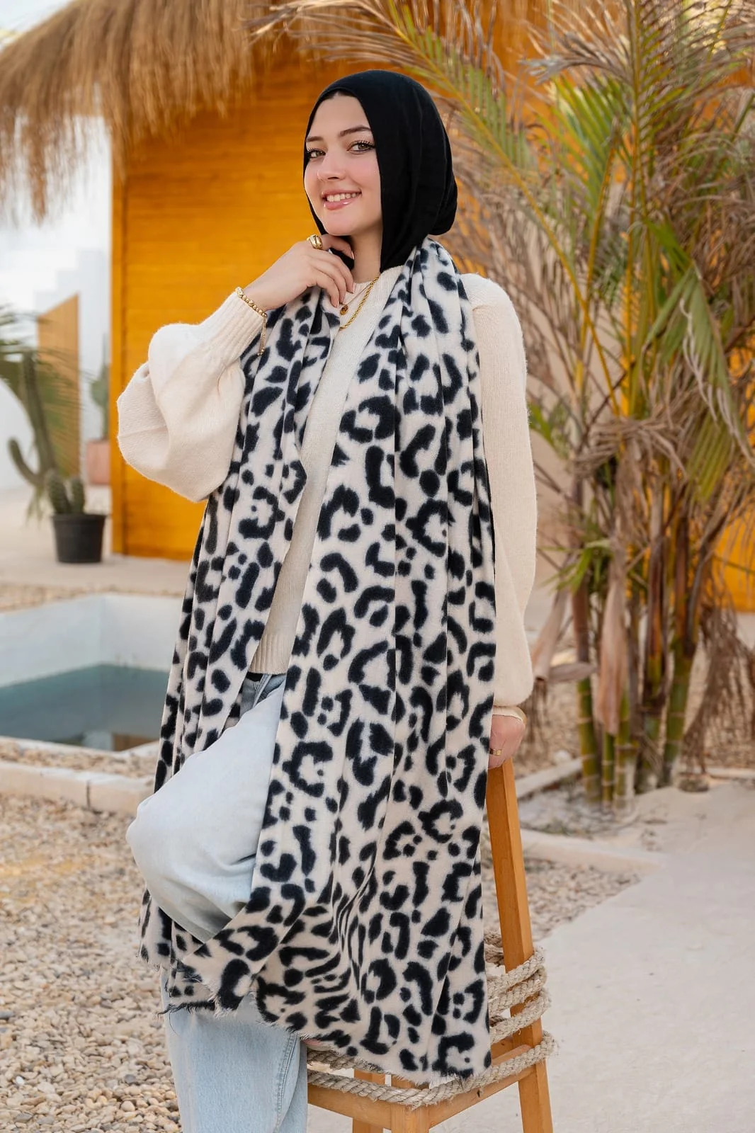 Marwa Shawl - Wool