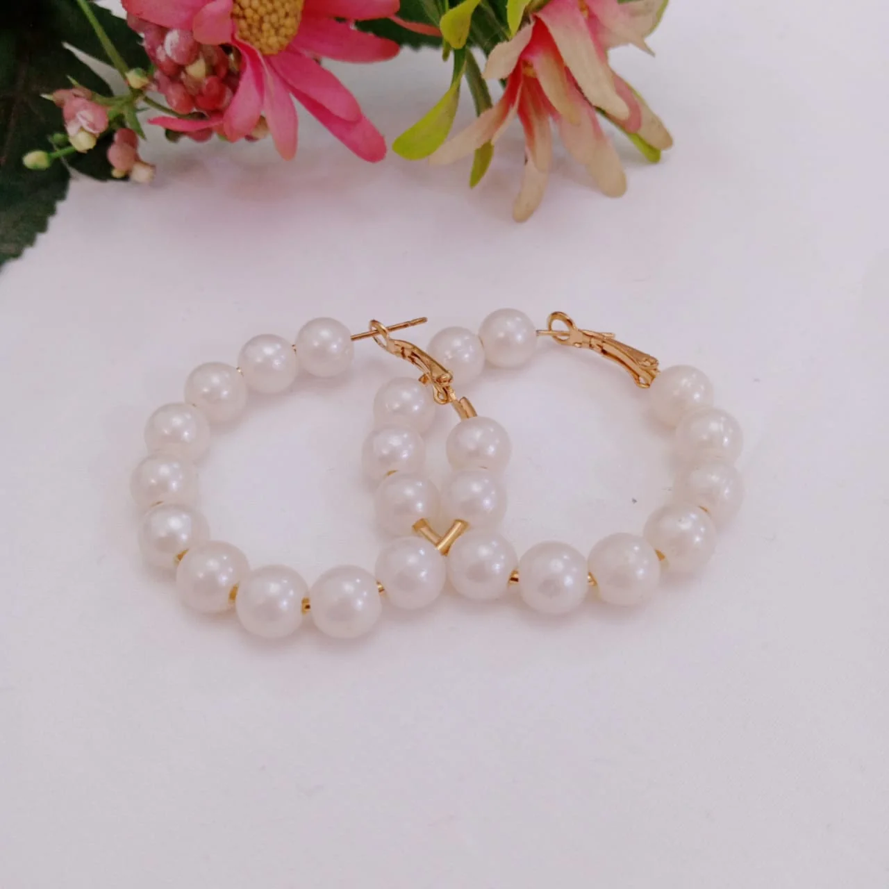 Maya Simple Earrings - Image 9