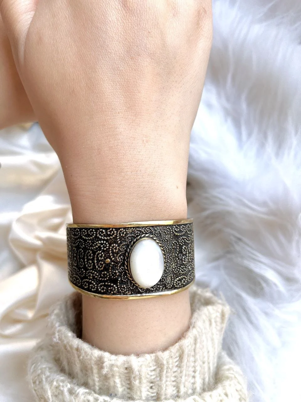 Melis Bangle - Pure Copper - Image 3