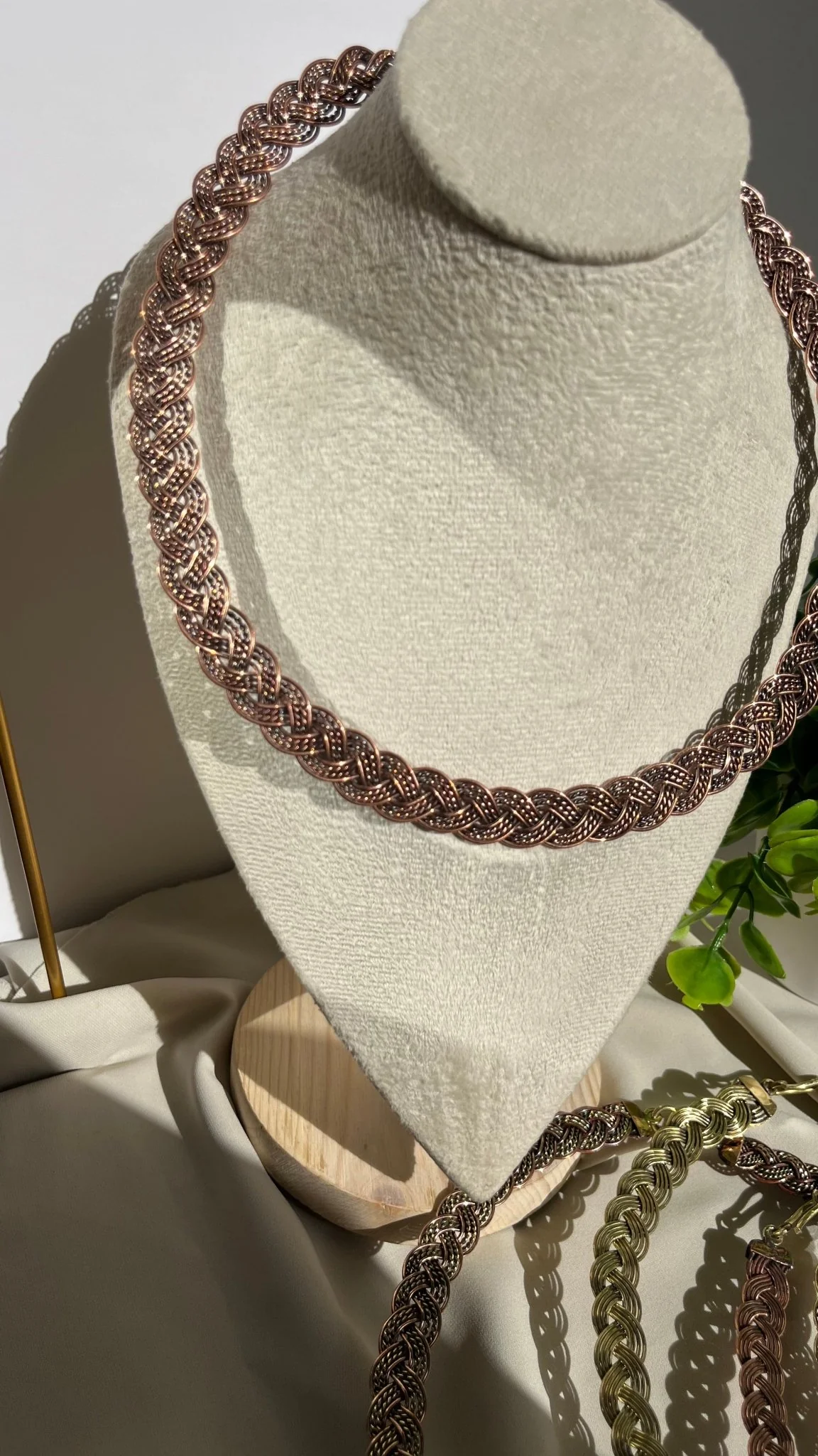 Nairouz Necklace - Pure Copper - Image 10