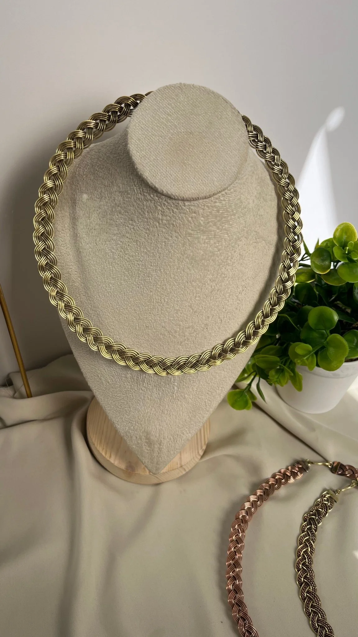 Nairouz Necklace - Pure Copper - Image 8