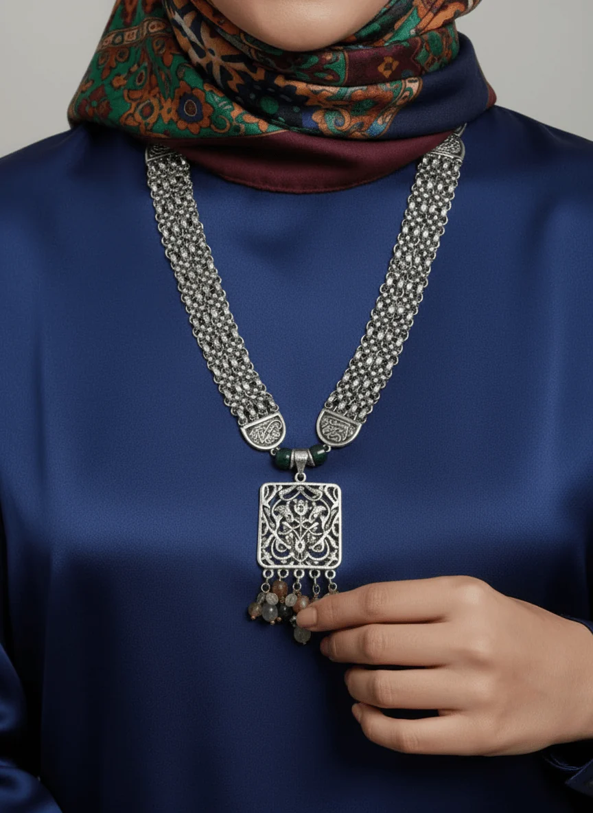 Najwa Necklace - Image 7