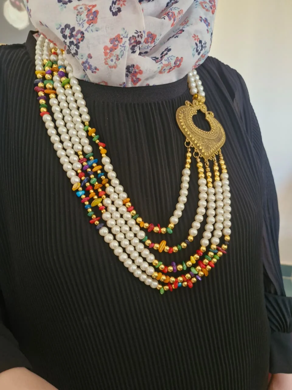 Noura Necklace - Pearl Stones - Image 5