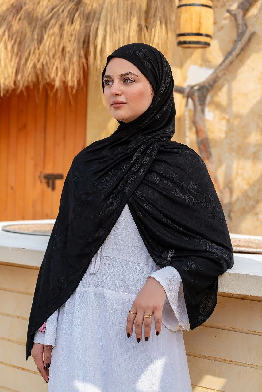 Ola Scarf - Kuwaiti