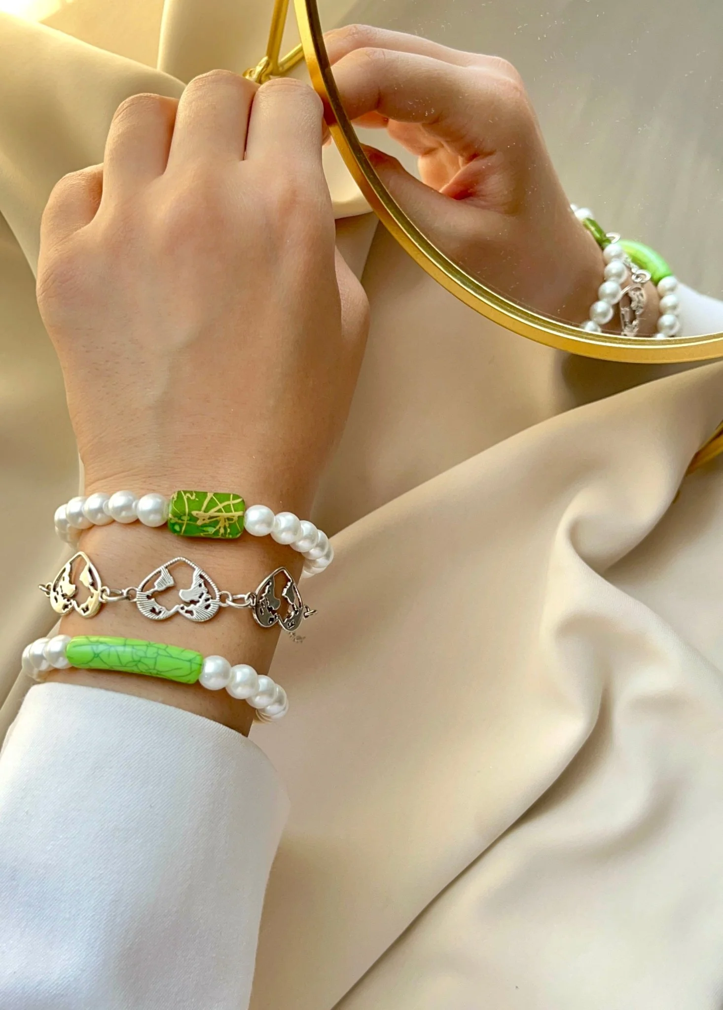 Omnia Simple Bracelets