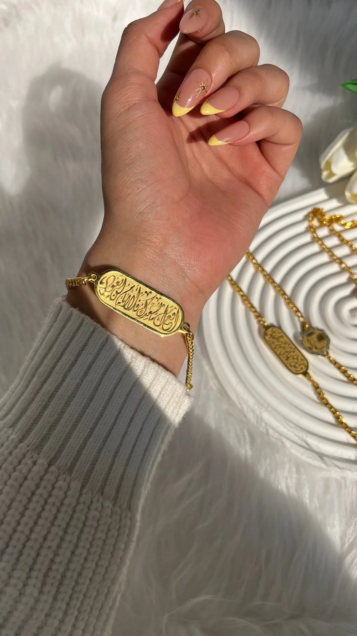 Raghad Bracelet - Gold Plated - Image 2