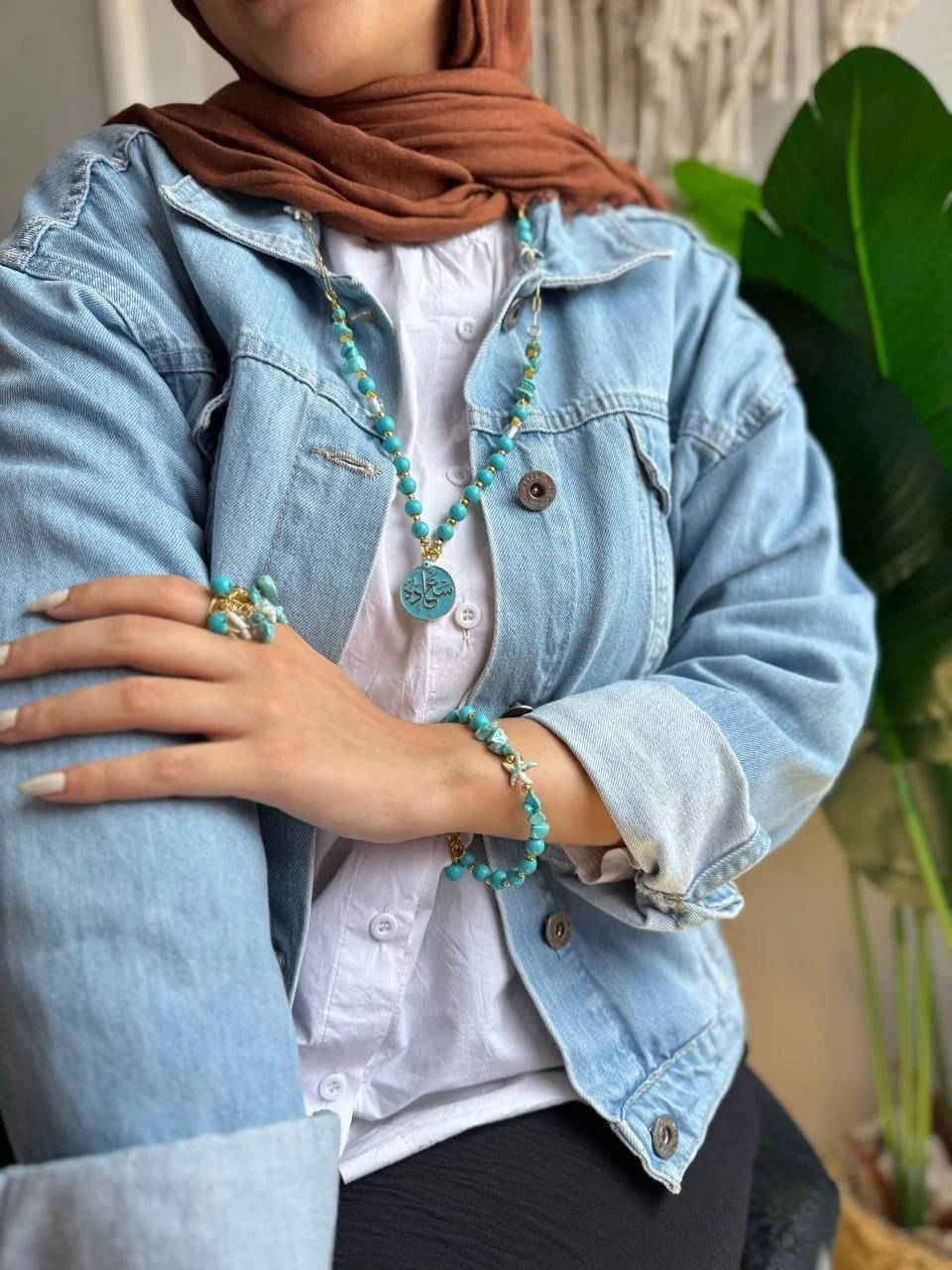 Reham Set - Turquoise And Acrylic Stones - Image 3