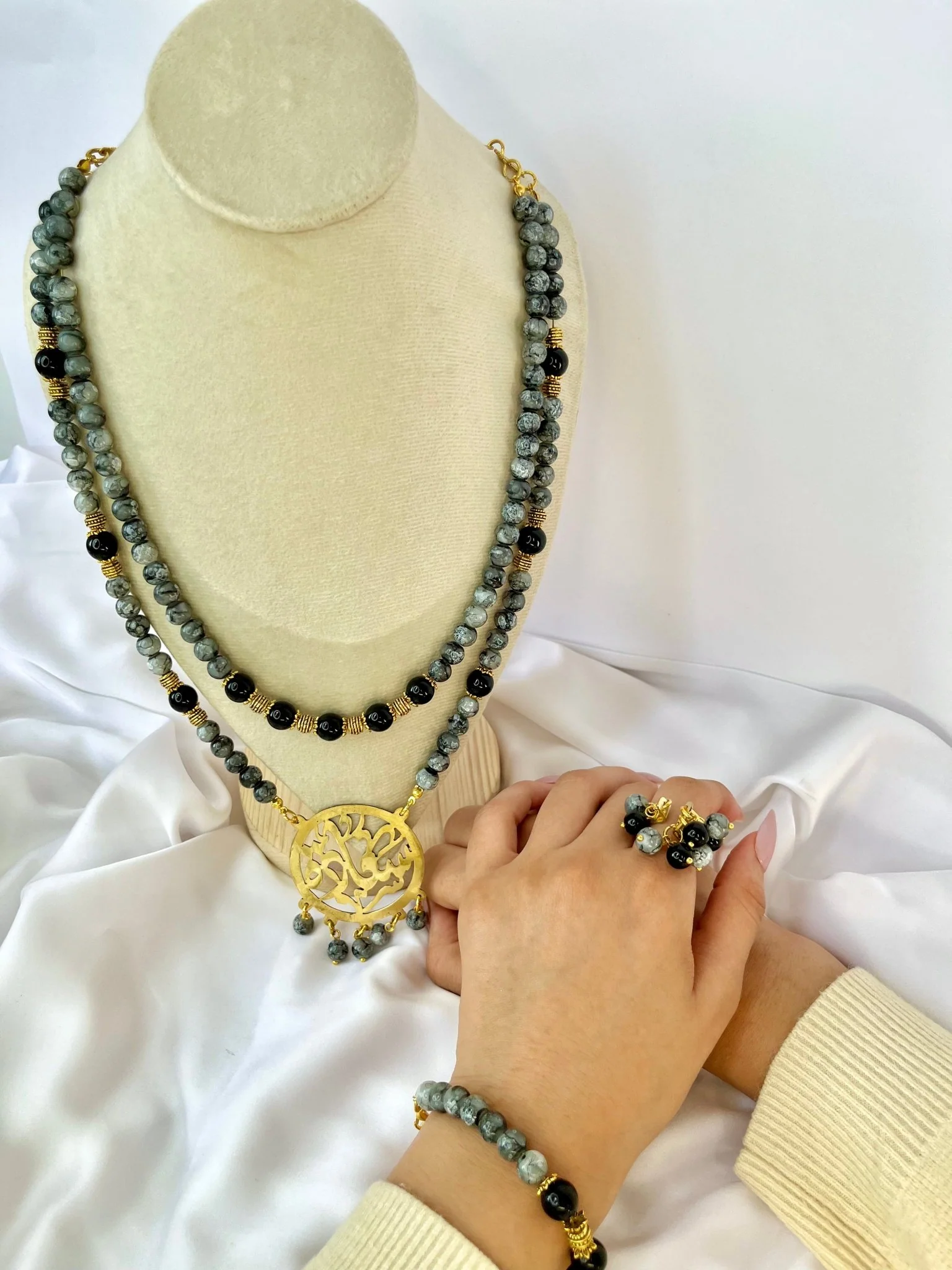 Saada Luxury Set - Alabaster Stones - Image 8