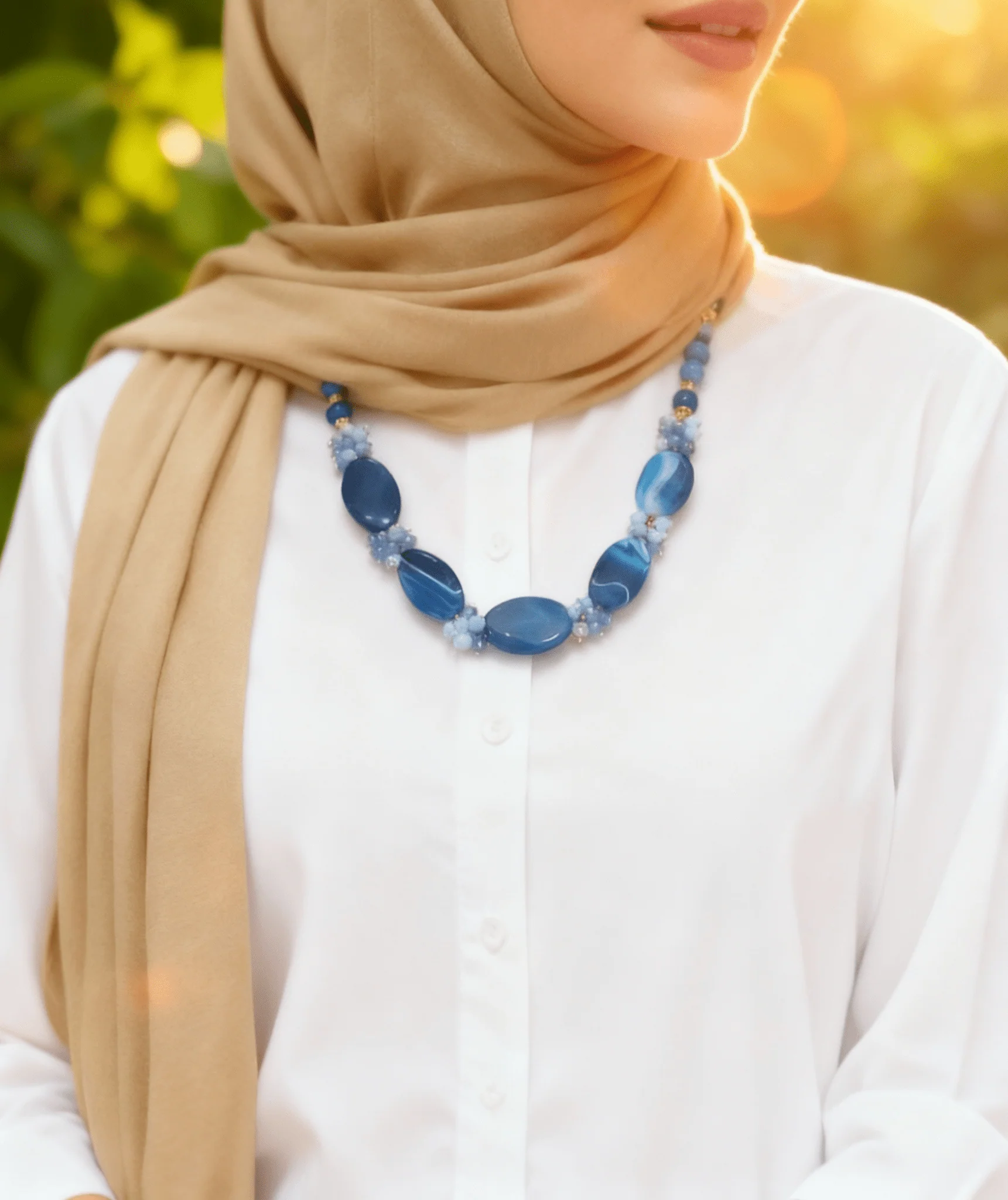 Sahar Blue Agate Stones Necklace - Image 3