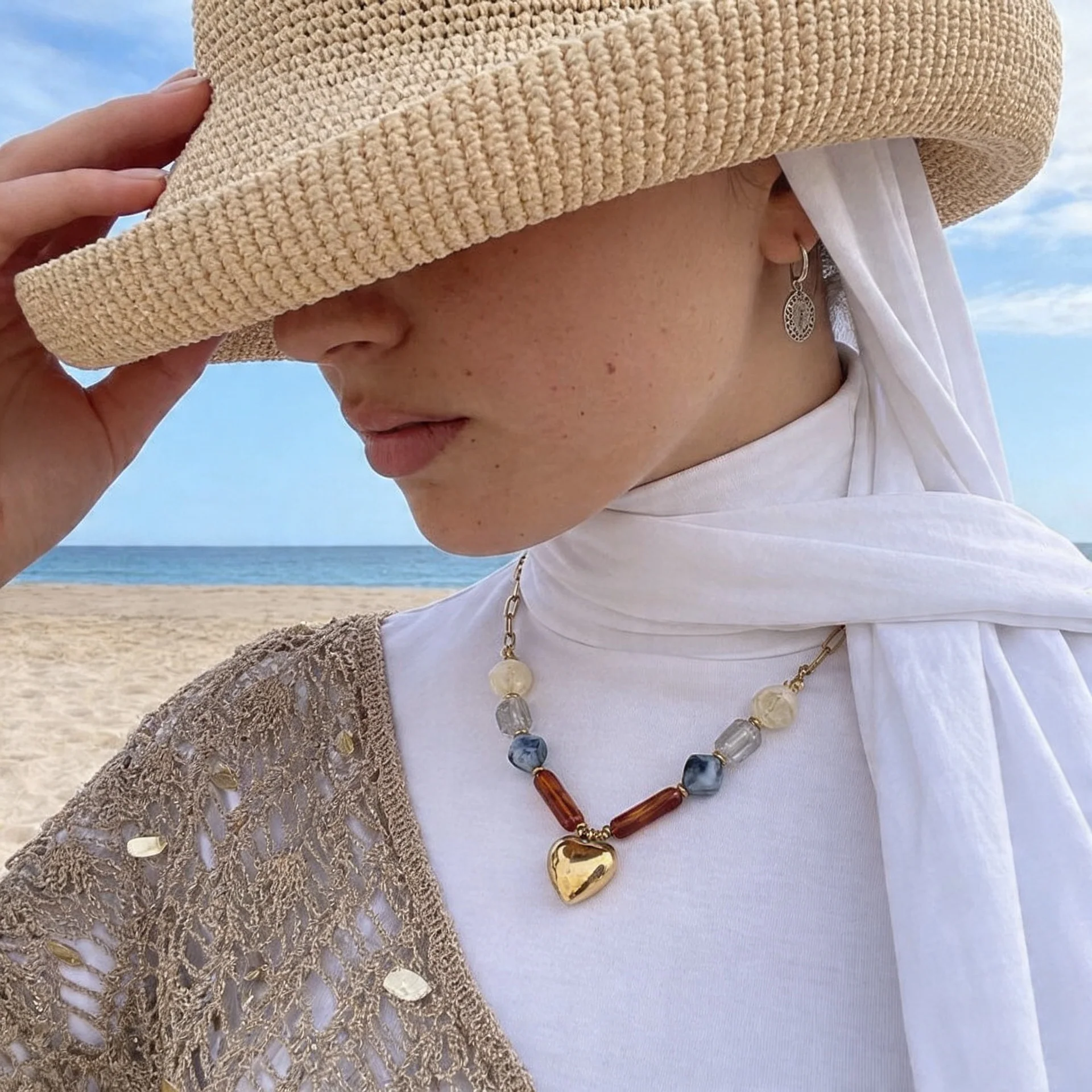 Sea Glow Necklace - Image 3