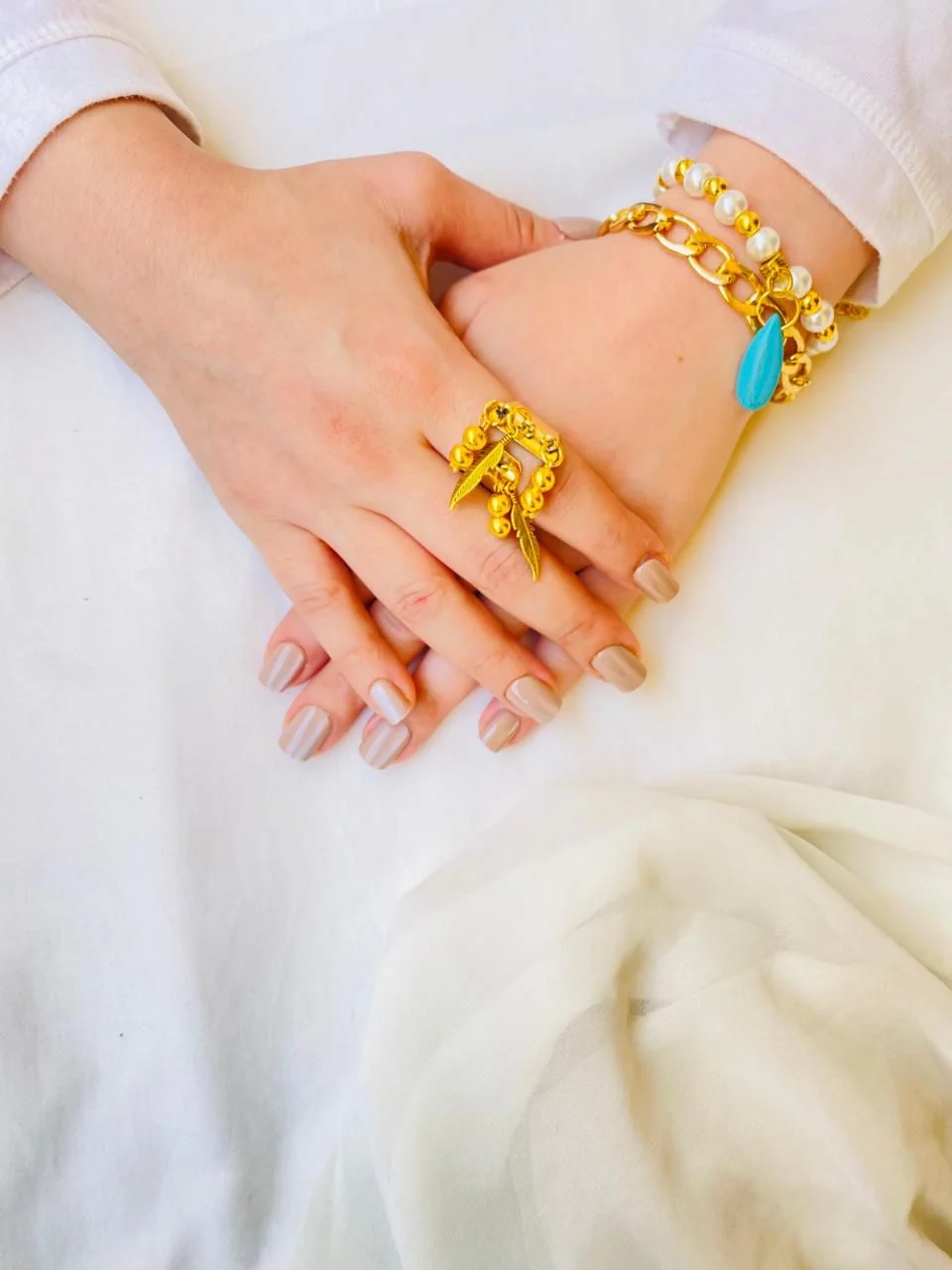 Serenity Set - Turquoise And Pearl Stones - Image 2