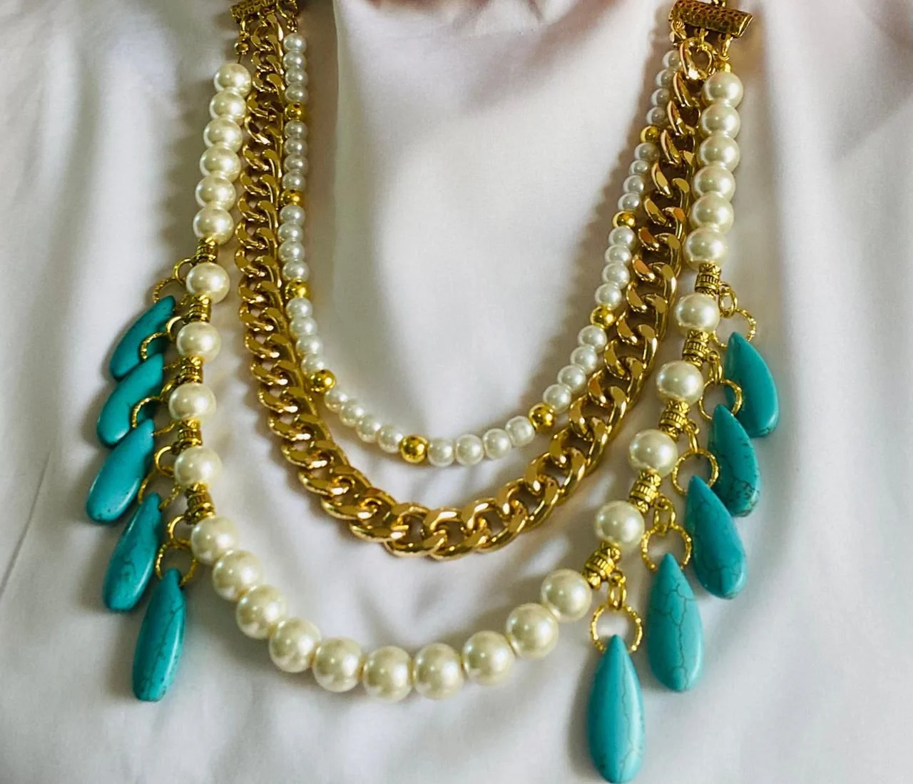 Serenity Set - Turquoise And Pearl Stones - Image 3