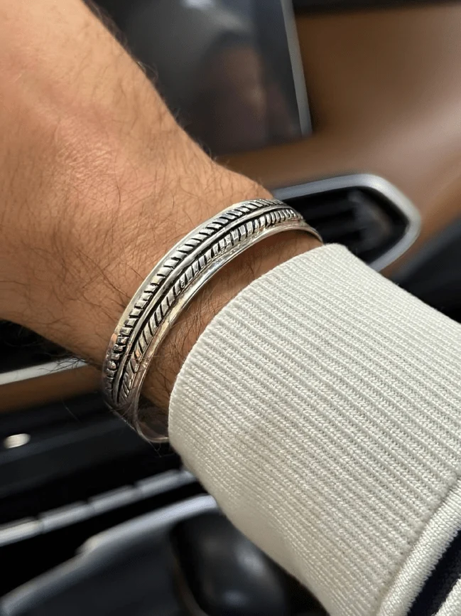Taha Vintage Bracelet - Image 5
