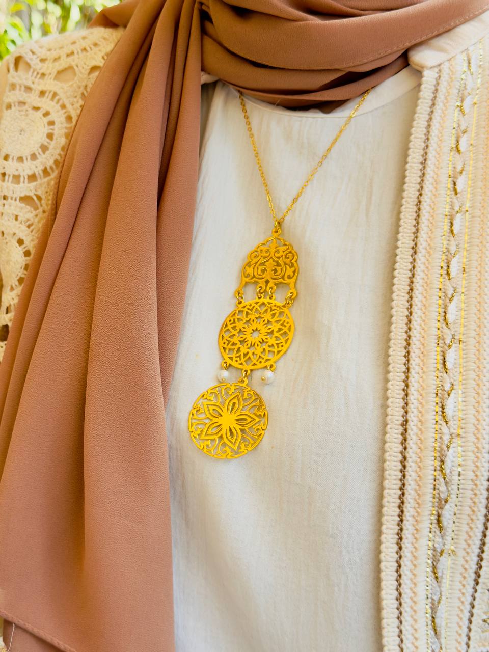 Timeless Gold Necklace – Gold Plated - Image 2