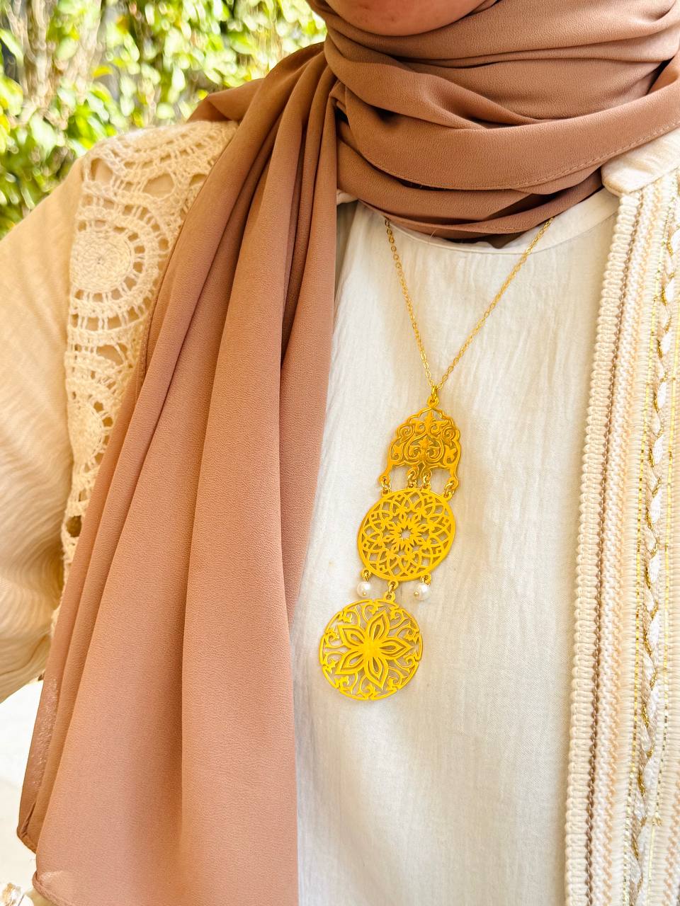 Timeless Gold Necklace – Gold Plated - Image 3