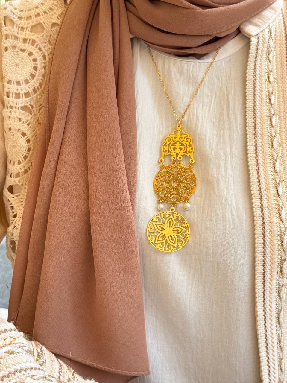 Timeless Gold Necklace – Gold Plated - Image 4