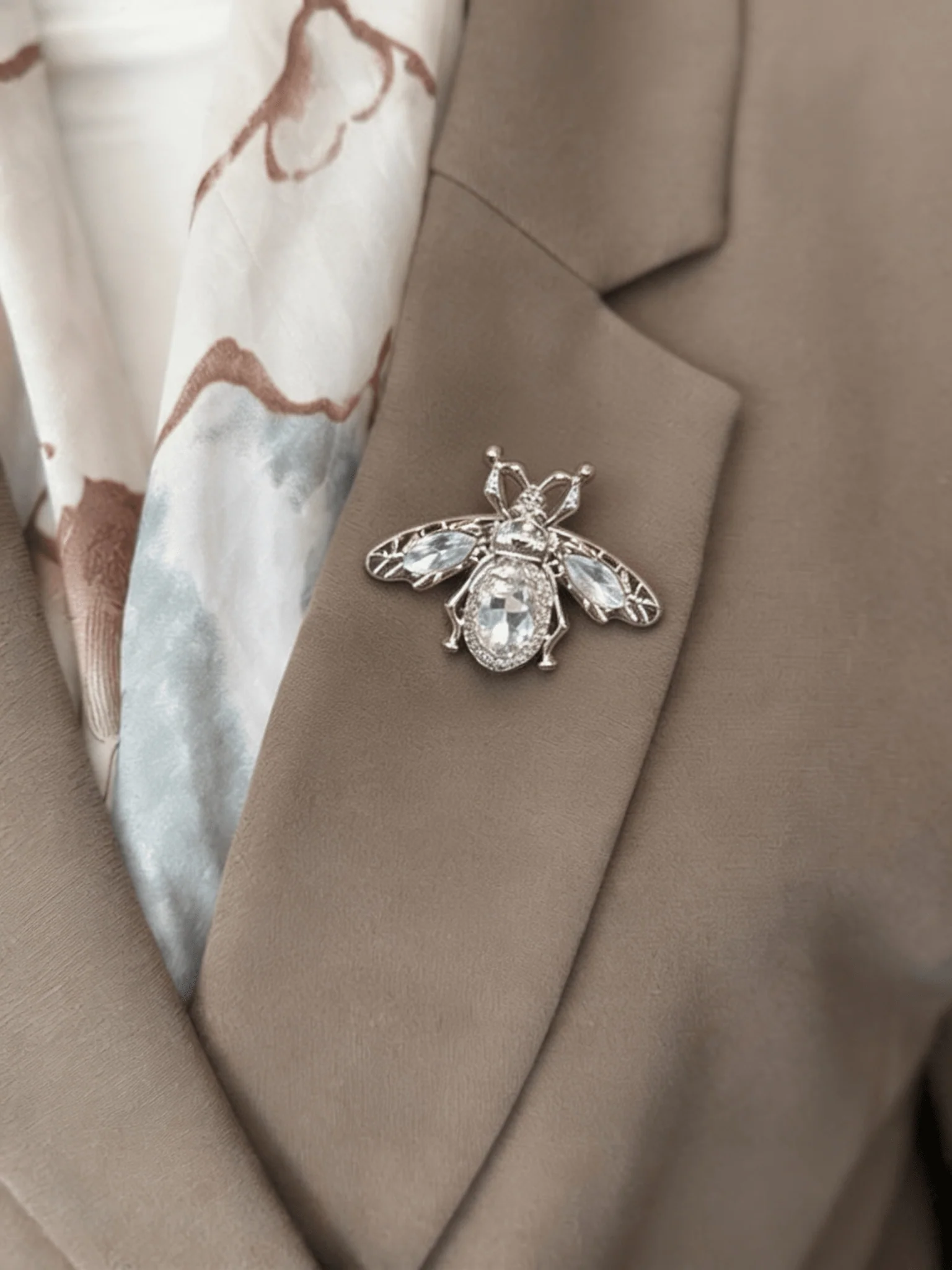 Tiny Fly Brooch - Image 4