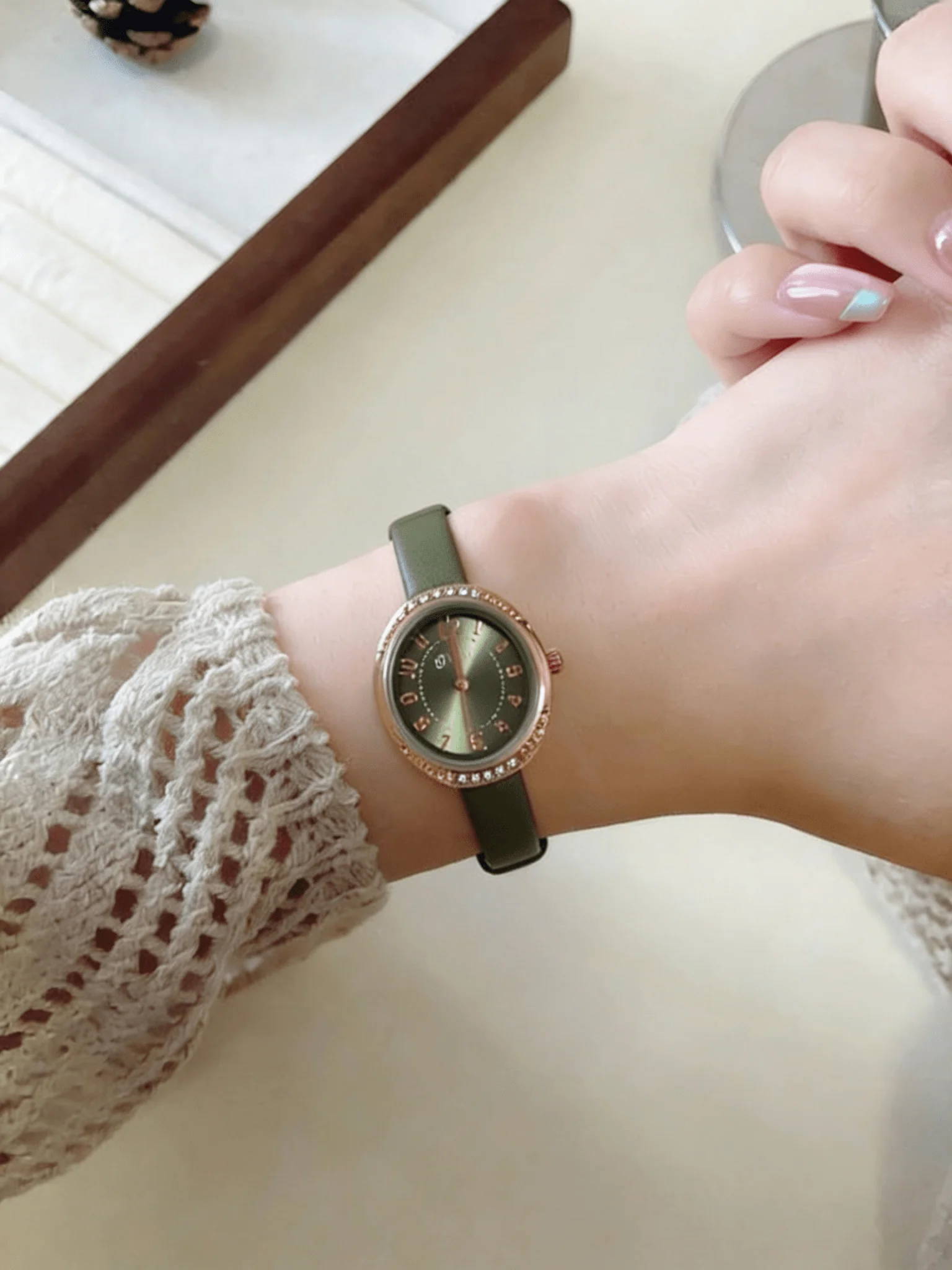 Victoria Watch - Image 3