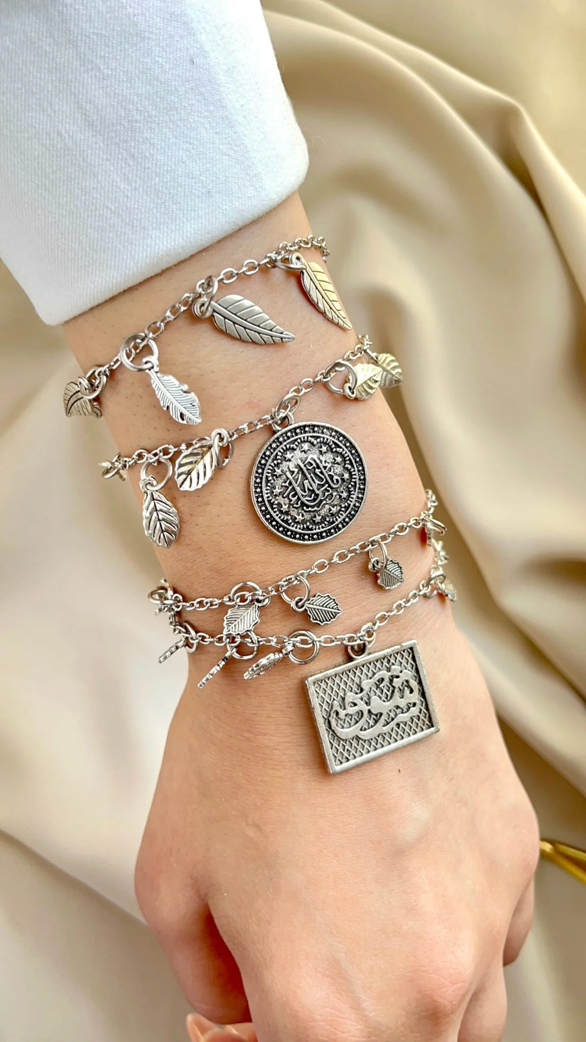 Waad Simple Bracelets - Image 3