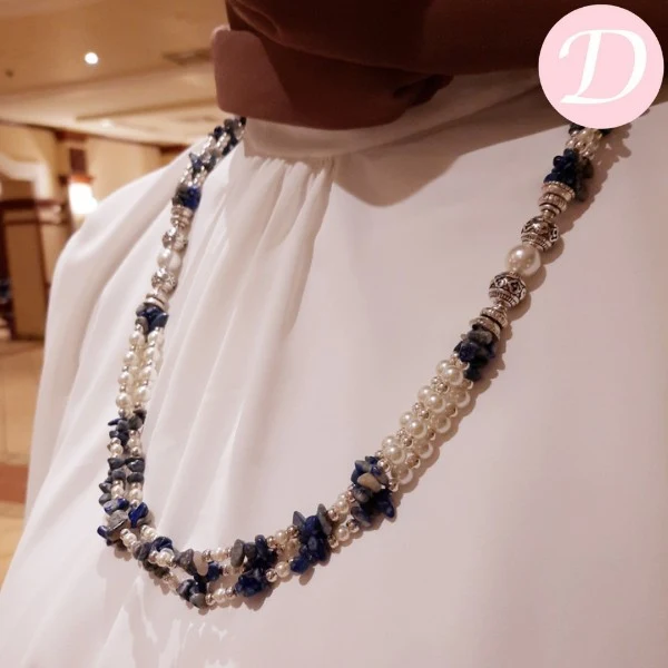 Zeina Necklace - Seashell and Pearl Stones - Image 5